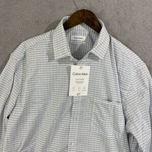 NEW Calvin Klein Men's L Tech Active Stretch Button down Plaid Dress Shirt